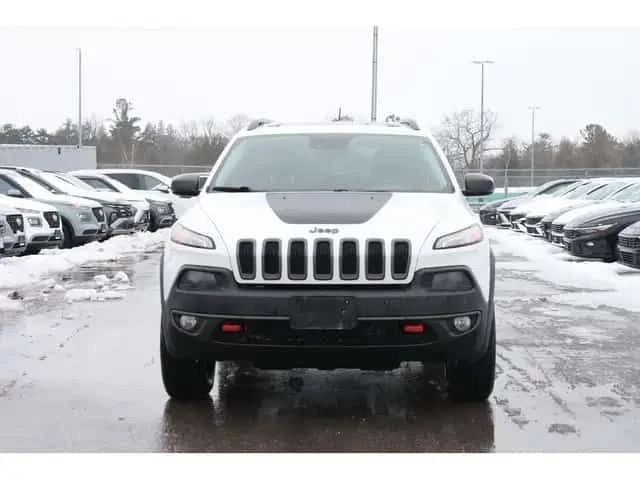 Jeep Cherokee Trailhawk | CARFAX | KEYLESS | ПОДГРЕВИ, снимка 2 - Автомобили и джипове - 53972470