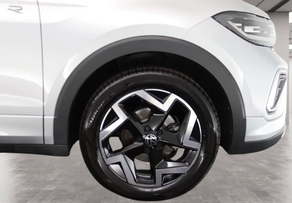 VW T-Cross 1.5 TSI = R-Line = �������� | Mobile.bg � ����������� 4