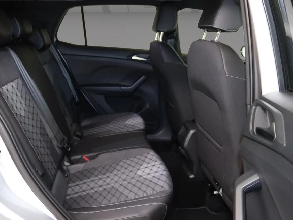 VW T-Cross 1.5 TSI = R-Line = �������� | Mobile.bg � ����������� 12