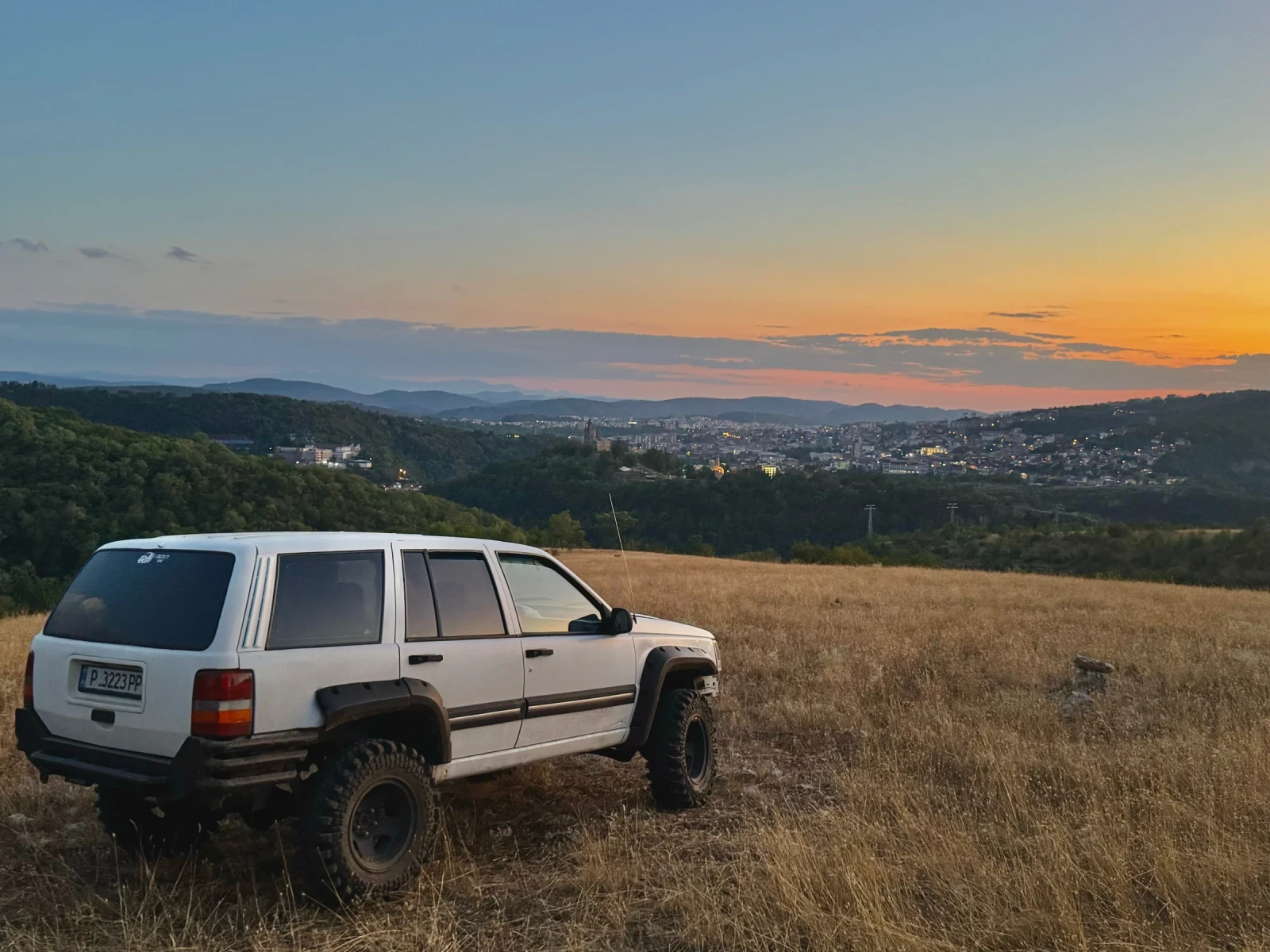 Jeep Grand cherokee 4.0i Ръчка - изображение 2