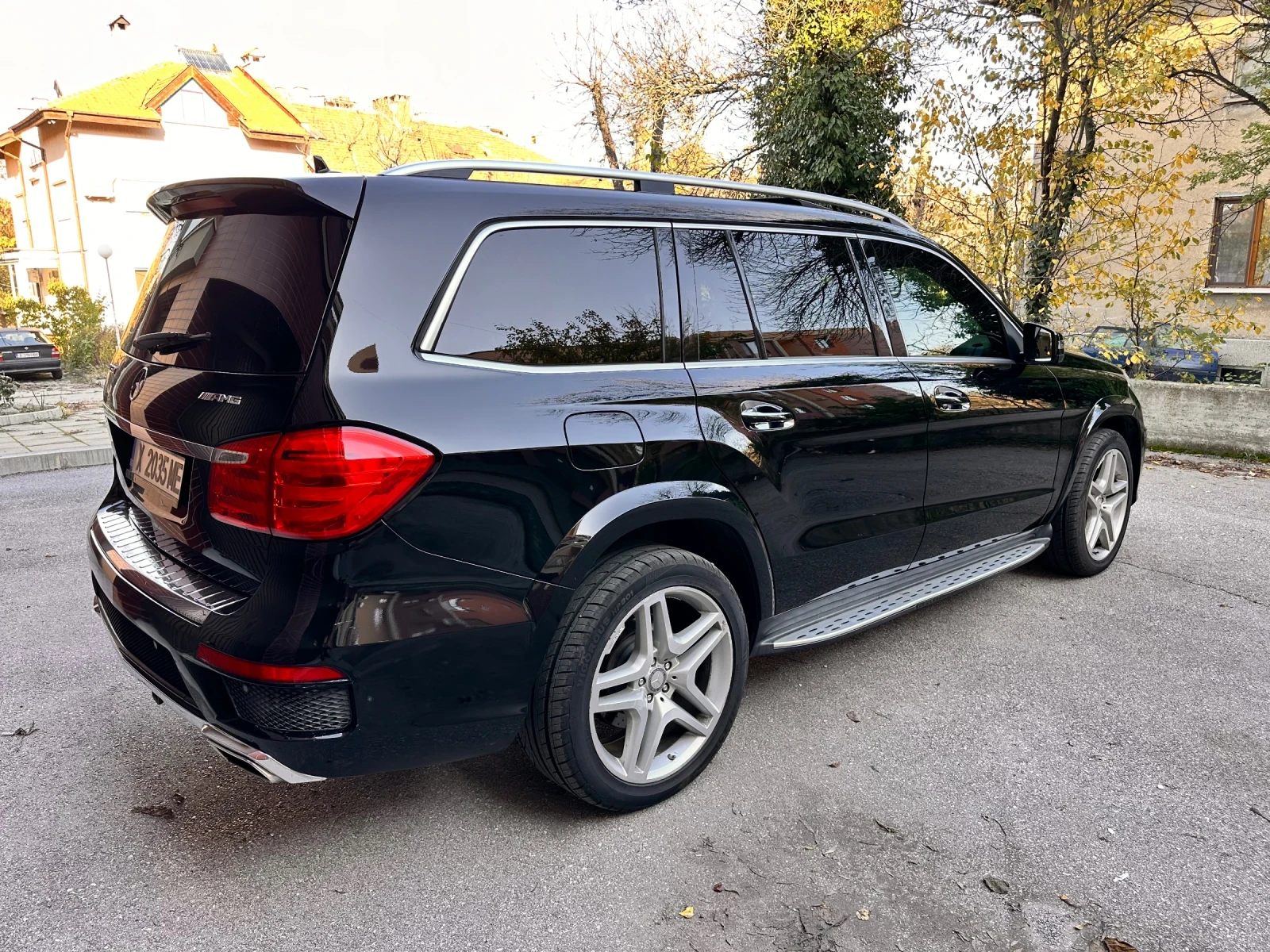 Mercedes-Benz GL 55 AMG DISTRONIC/TV+ 2/PANORAMA/HARMAN KARDON - изображение 5