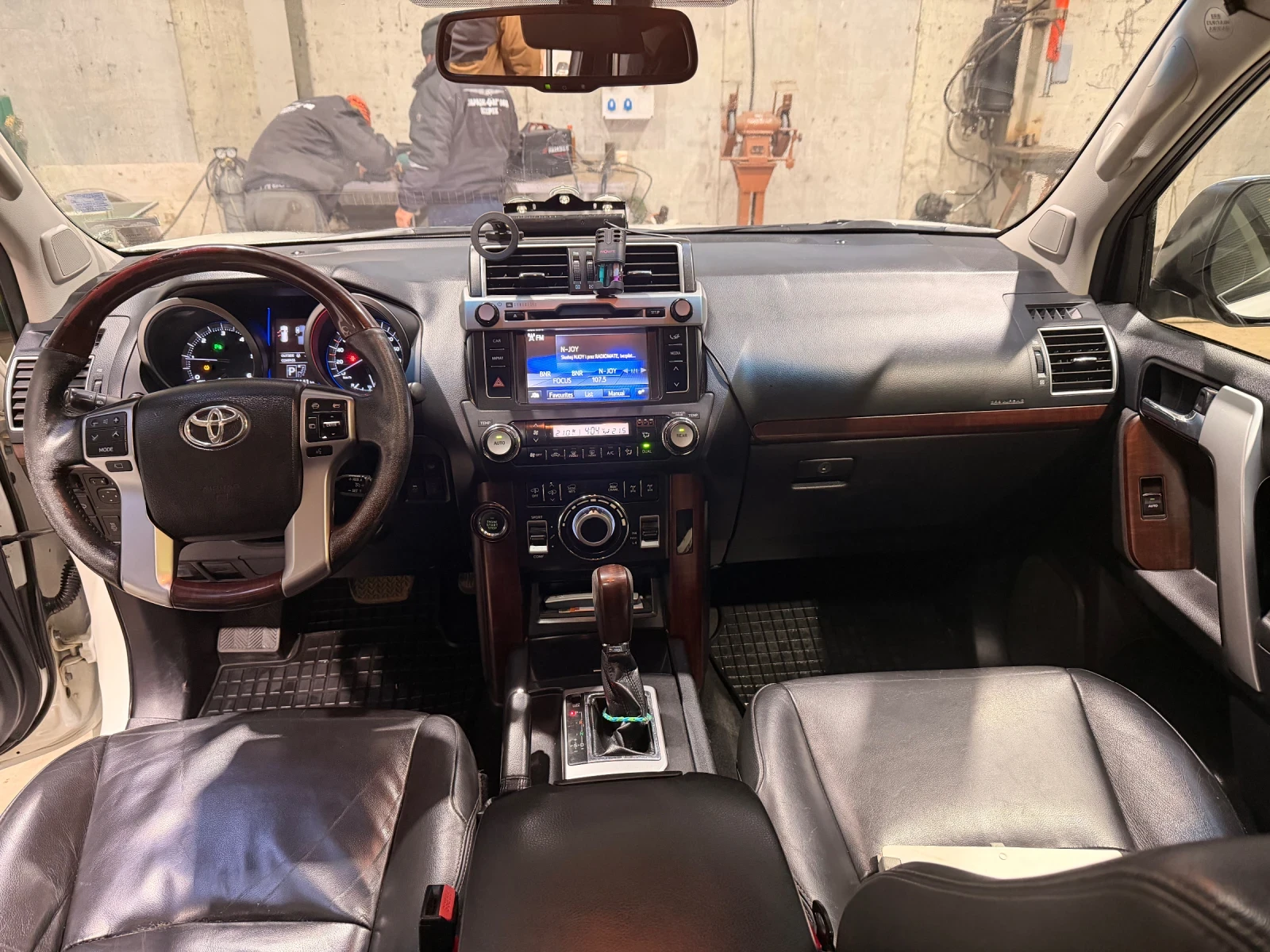 Toyota Land cruiser 150 - изображение 10