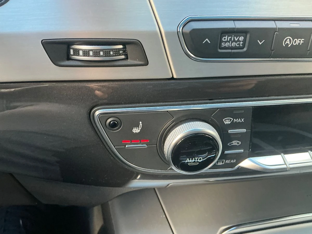 Audi Q7 50TDI S-LINE/360cam/Pano/DriveSelect/7места/Гаранц - изображение 6