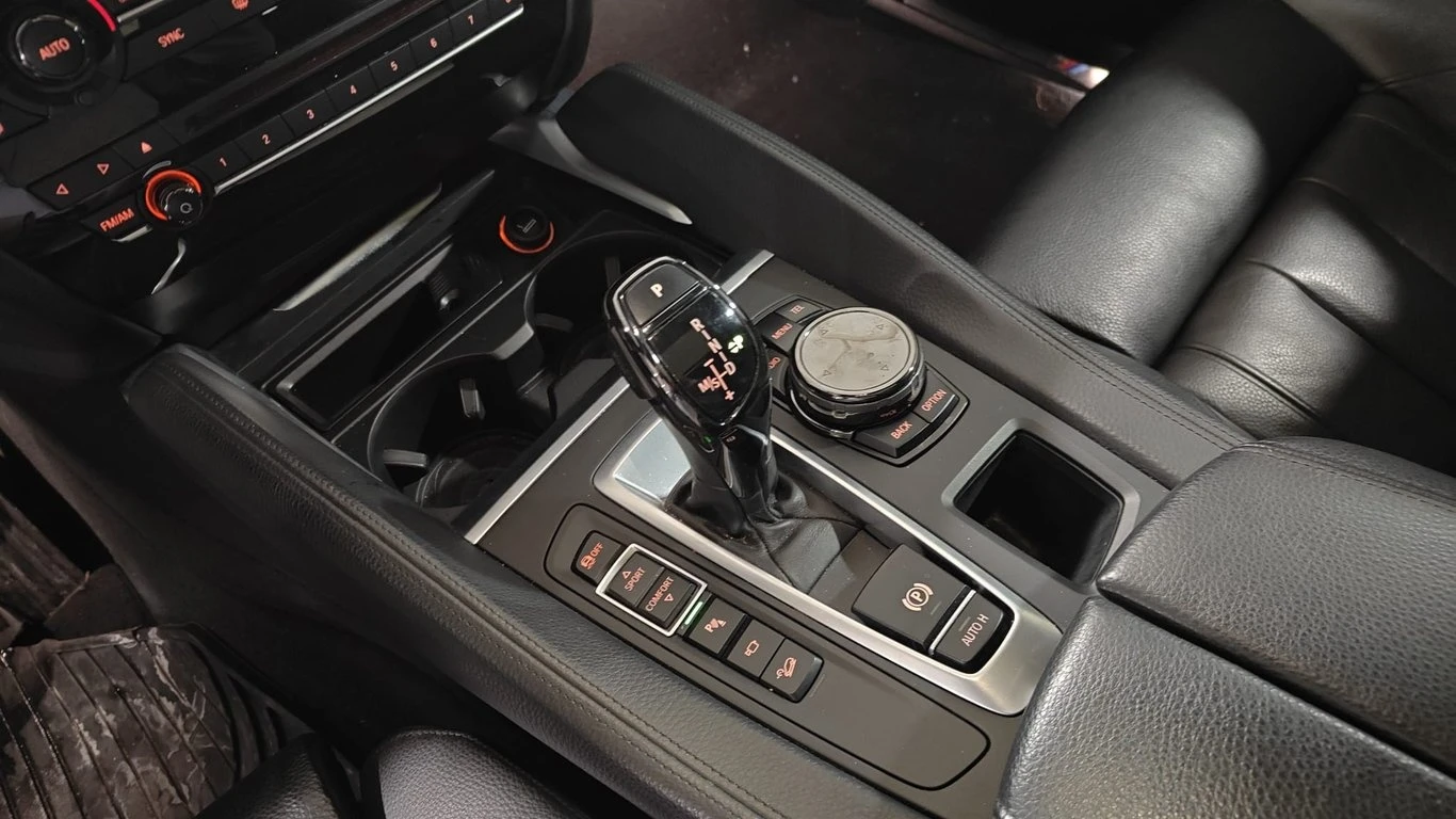 BMW X6 2015 xDrive50i * CARFAX * ��� ������������ ������ | Mobile.bg � ����������� 14