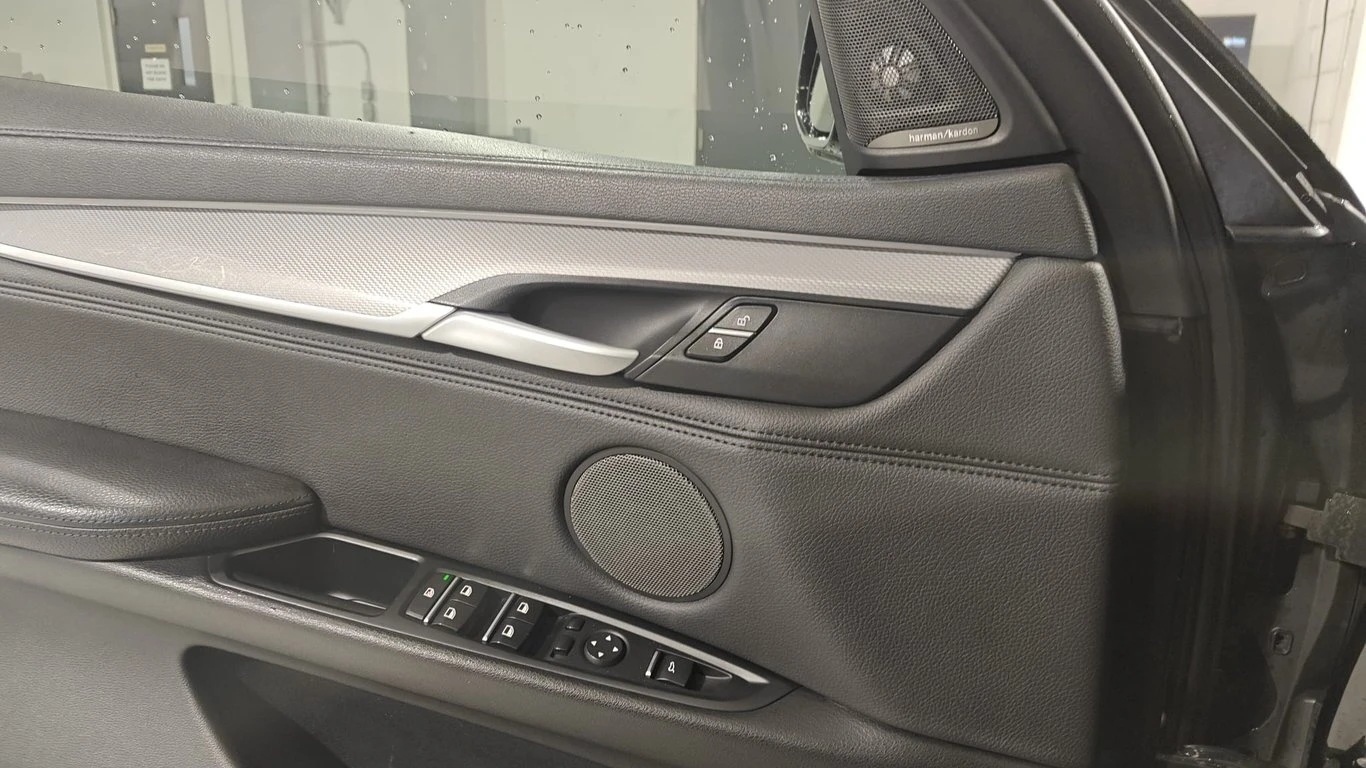 BMW X6 2015 xDrive50i * CARFAX * ��� ������������ ������ | Mobile.bg � ����������� 15