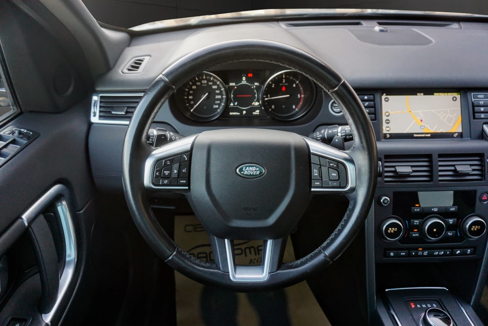 Land Rover Discovery Sport 2.0 TD4 HSE LUXURY PANORAMIC, снимка 9 - Автомобили и джипове - 53832275