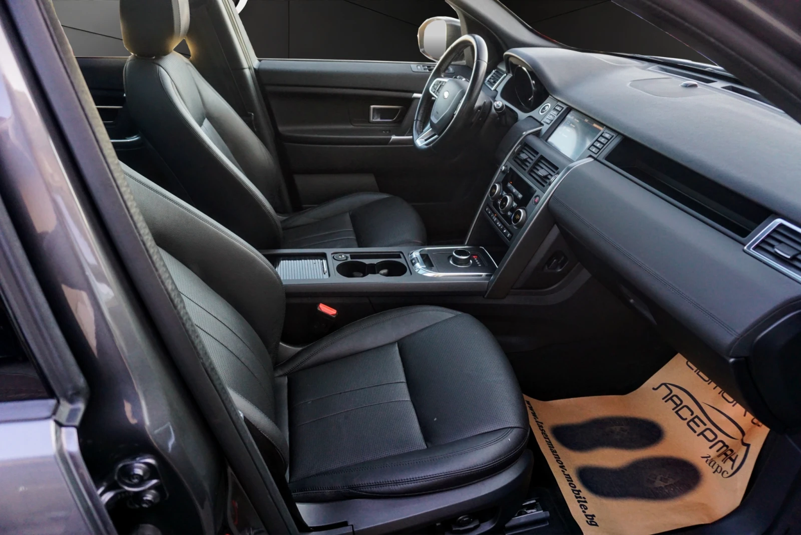 Land Rover Discovery Sport 2.0 TD4 HSE LUXURY PANORAMIC, снимка 12 - Автомобили и джипове - 53832275