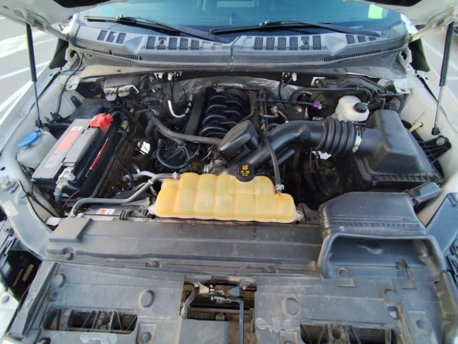 Ford F150 Lariat , снимка 5 - Автомобили и джипове - 53880338