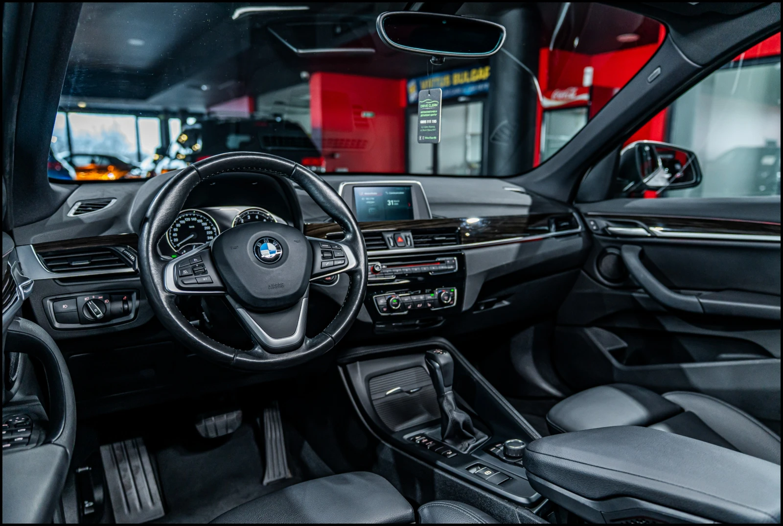 BMW X1 xDrive28i, снимка 9 - Автомобили и джипове - 54040475