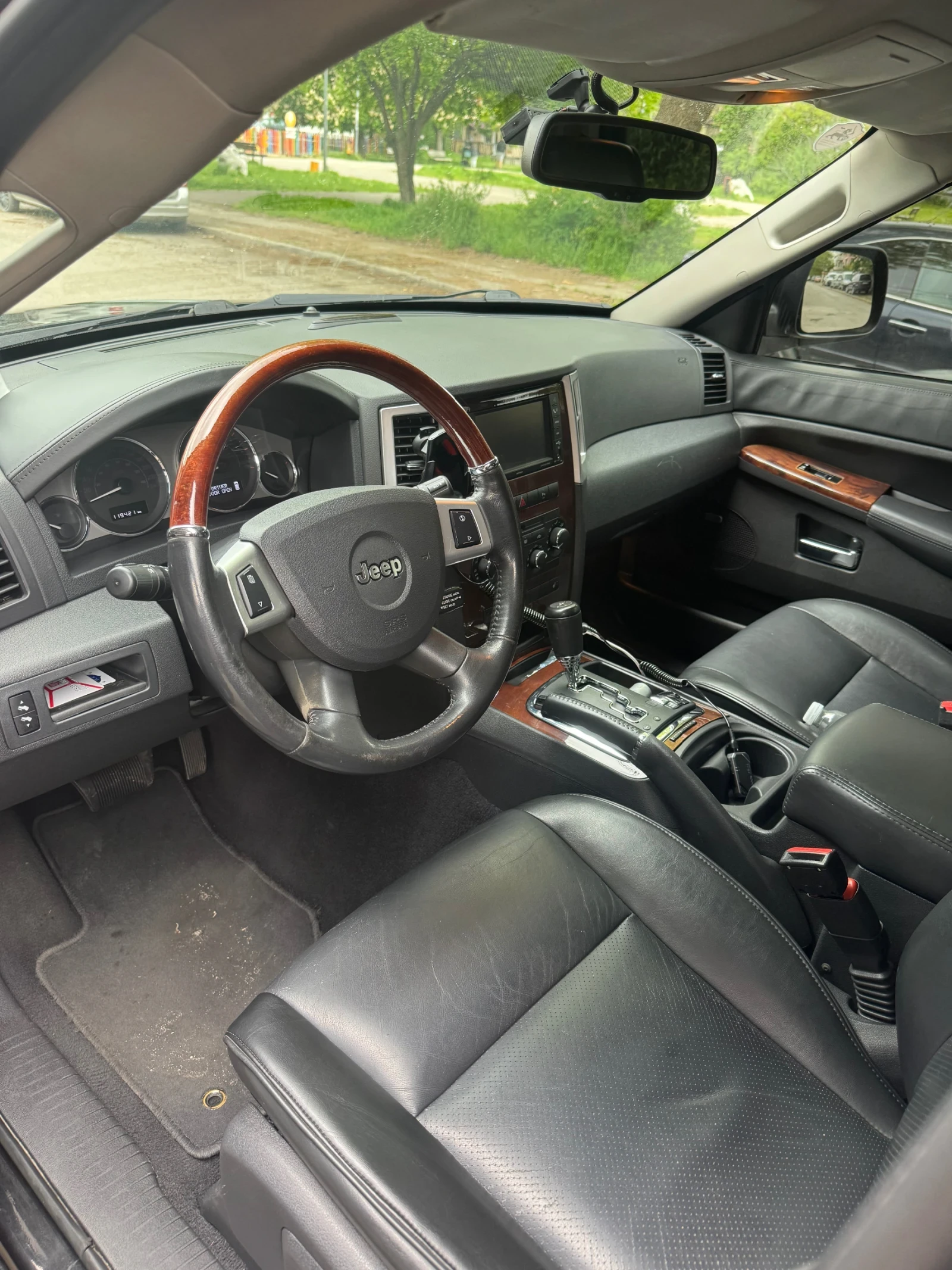 Jeep Grand cherokee 3.0 CRD, снимка 5 - Автомобили и джипове - 54492777