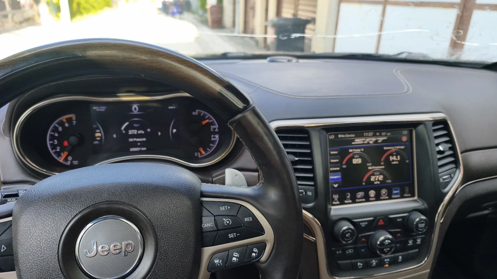 Jeep Grand cherokee 5.7 SUMMIT 4x4 , снимка 9 - Автомобили и джипове - 54745299