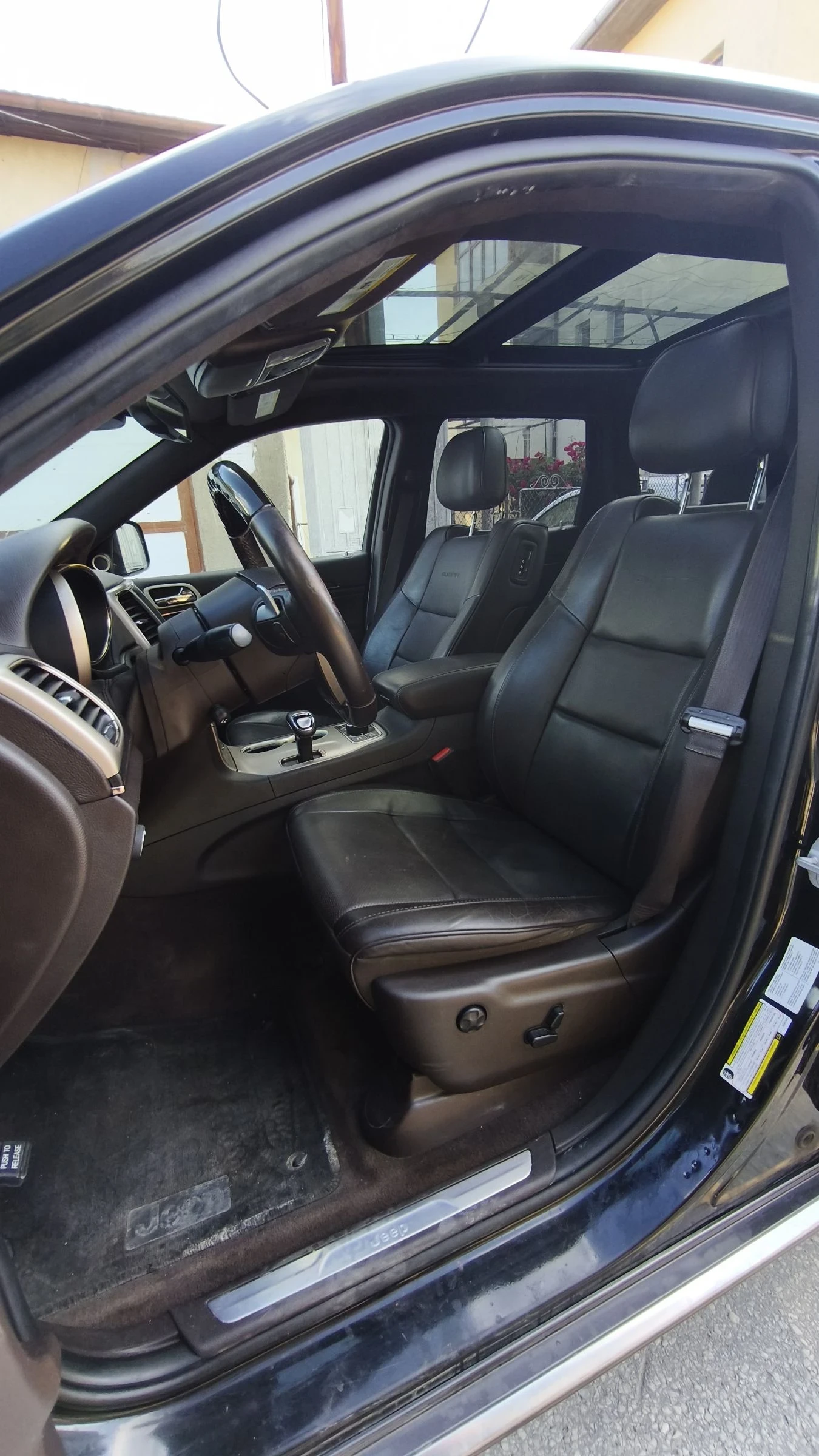 Jeep Grand cherokee 5.7 SUMMIT 4x4 , снимка 11 - Автомобили и джипове - 54745299