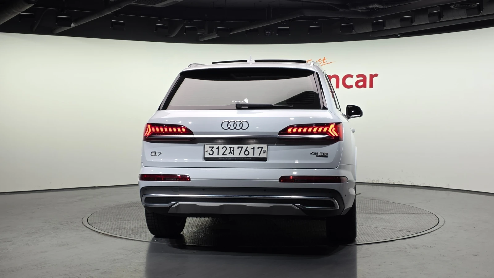 Audi Q7 45 TDI Quattro, снимка 4 - Автомобили и джипове - 55369265