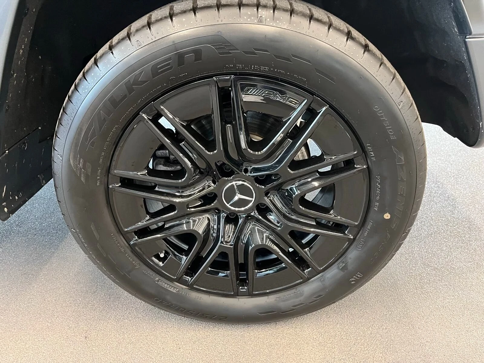 Mercedes-Benz G 450 d/ AMG / NIGHT / BURM/ EXCLUSIVE/ MANUFAKTUR/ 360/, снимка 7 - Автомобили и джипове - 55802075