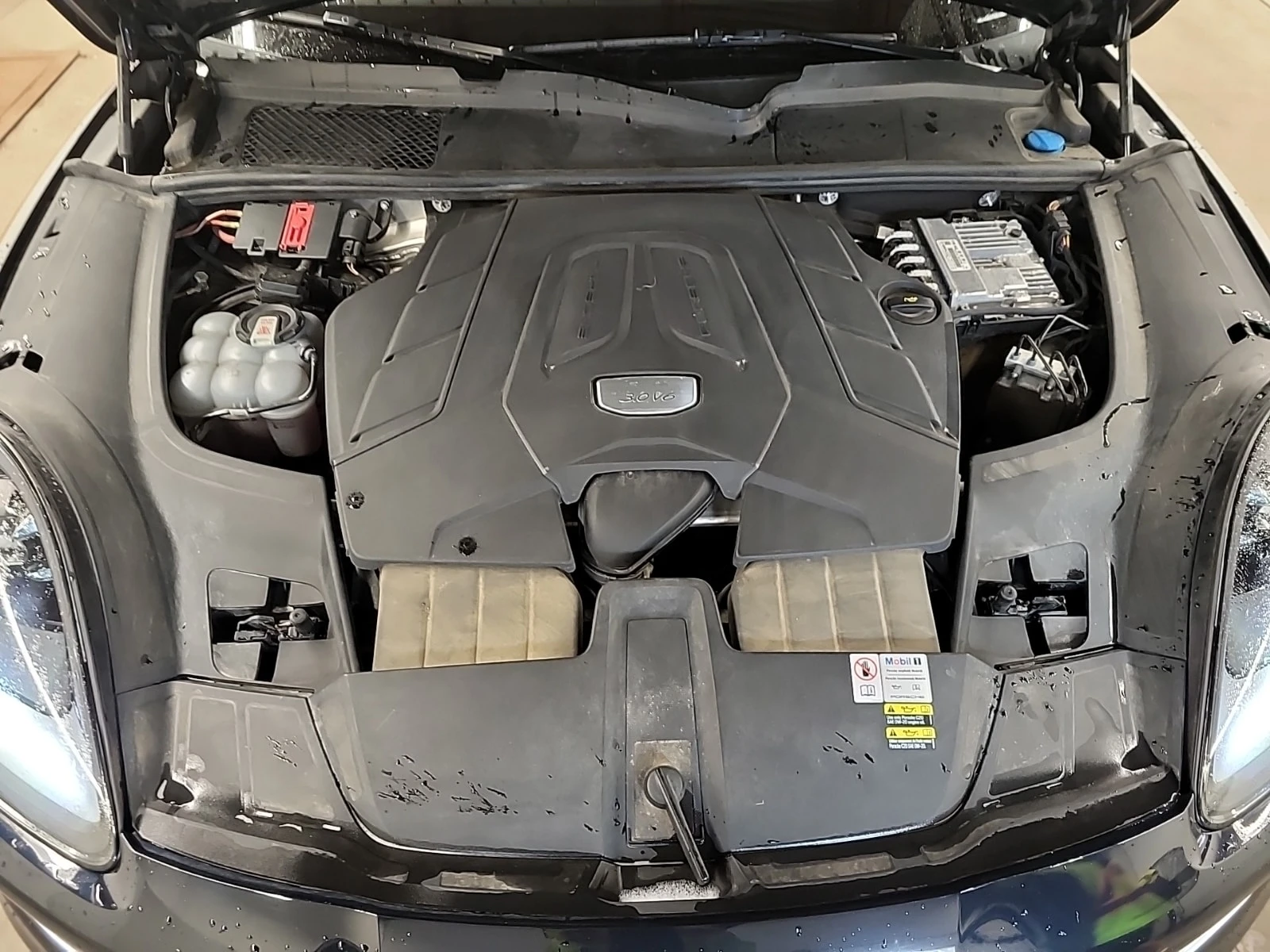 Porsche Cayenne * AWD * CARFAX * , снимка 16 - Автомобили и джипове - 56159406
