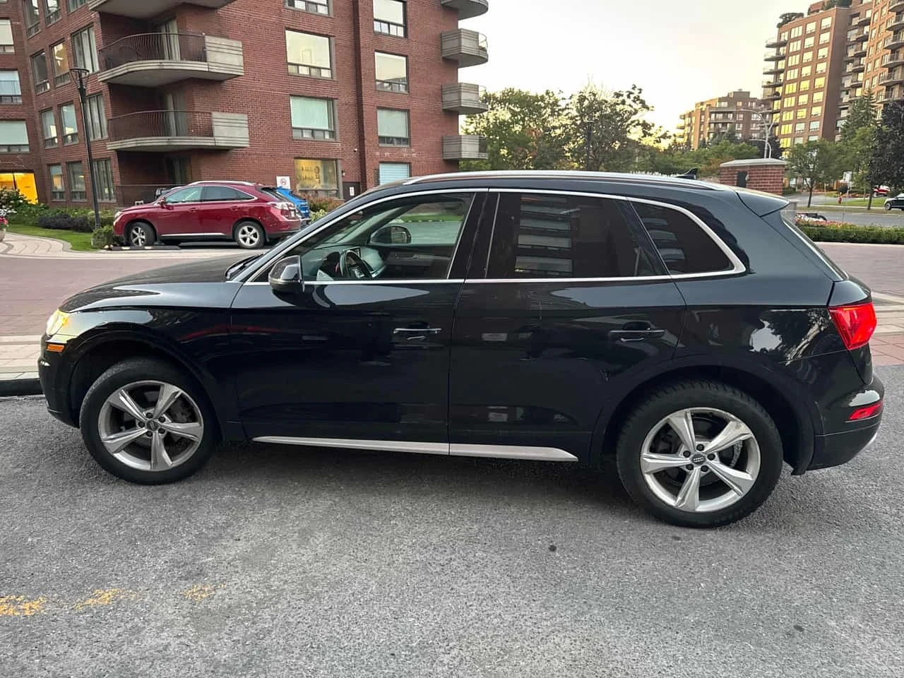 Audi Q5 * Progressiv * CARFAX * ��� ������������ ������ | Mobile.bg � ����������� 2