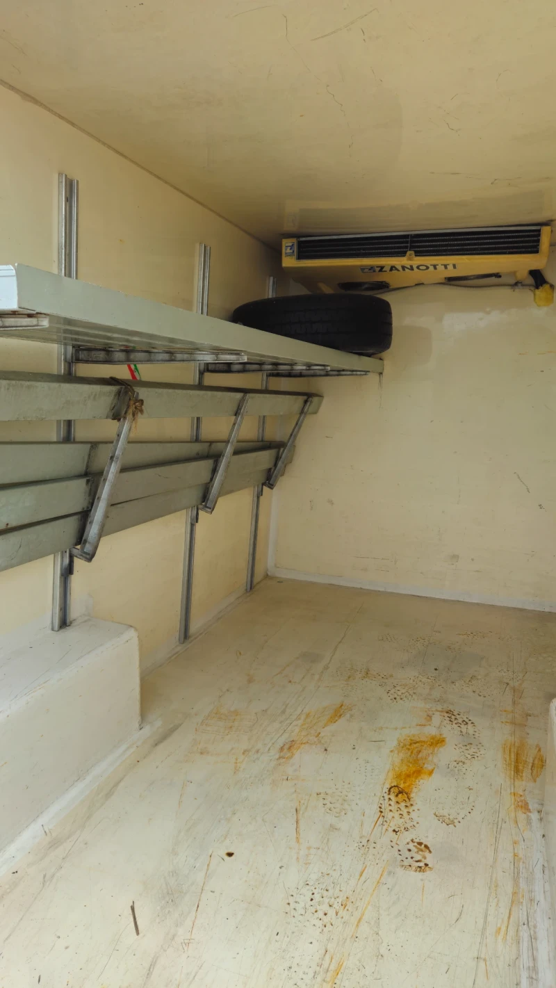 Renault Master 2.5dci/на части , снимка 9 - Бусове и автобуси - 49740037