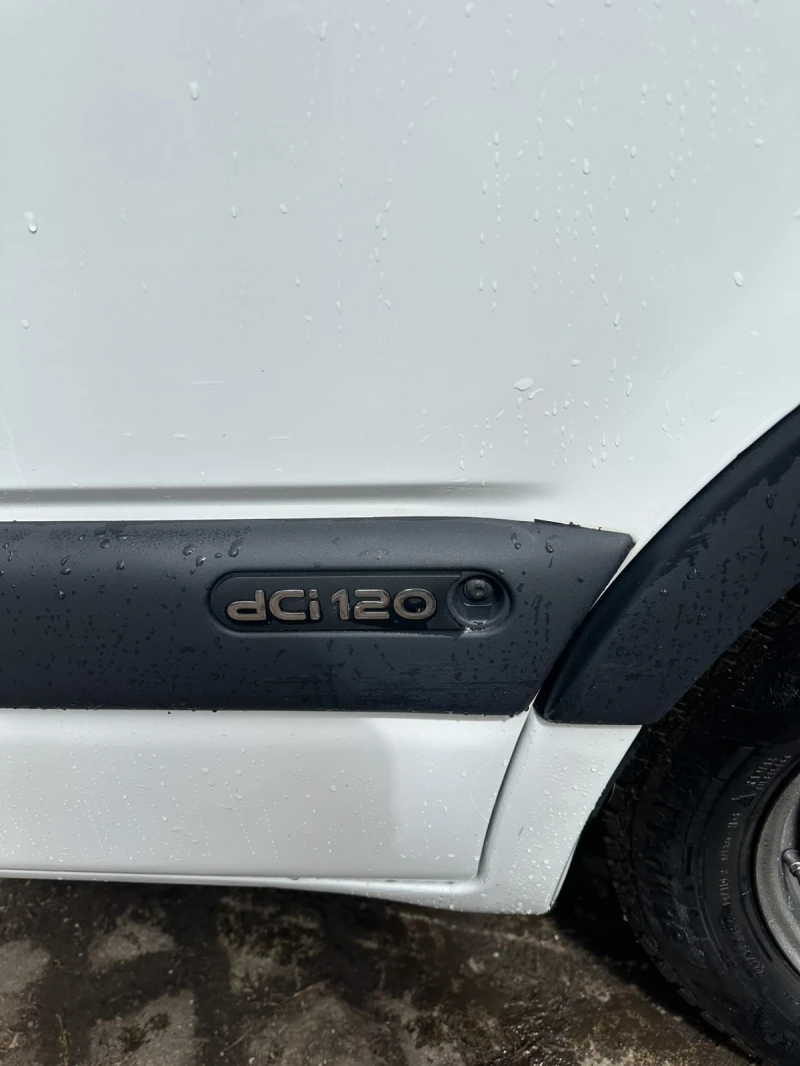 Renault Master 2.5dci, снимка 6 - Бусове и автобуси - 49858846