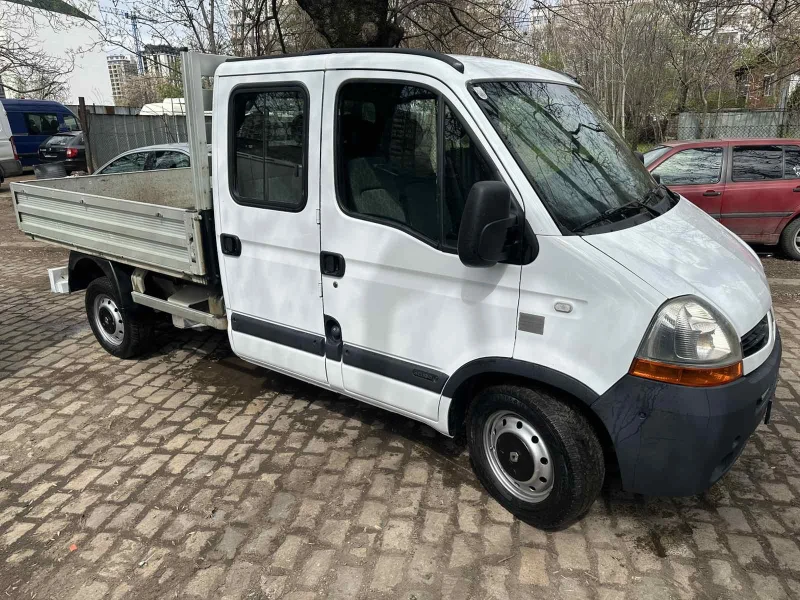 Renault Master 2.5dci, снимка 5 - Бусове и автобуси - 49858846