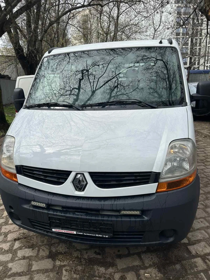 Renault Master 2.5dci, снимка 4 - Бусове и автобуси - 49858846