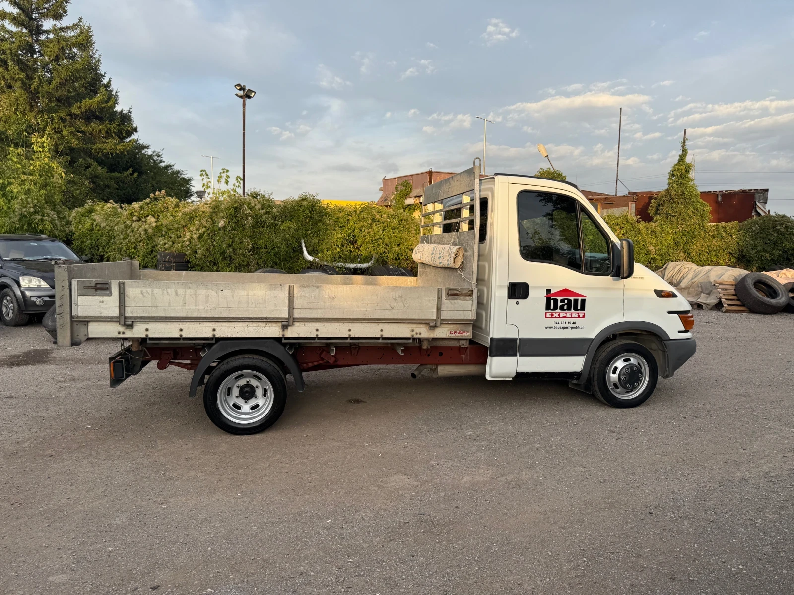 Iveco 3512 Тристранен самосвал - изображение 4