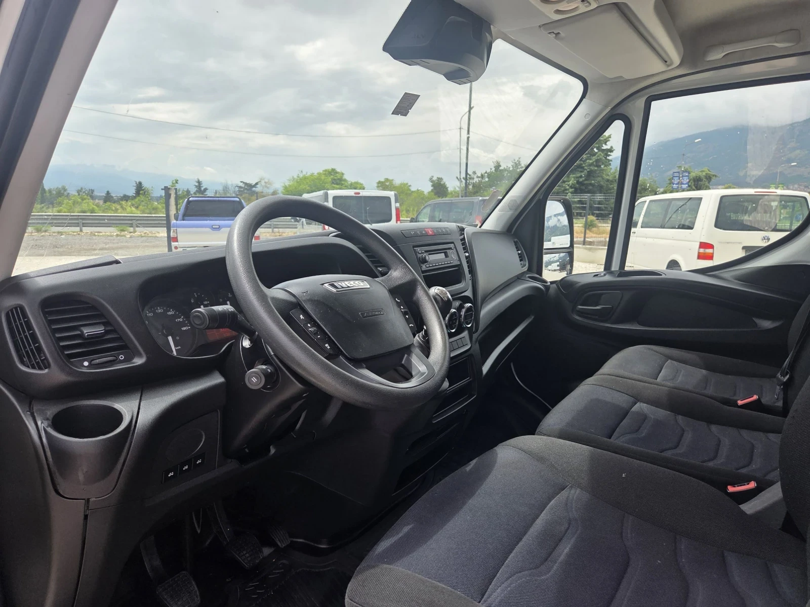Iveco Daily 4.90м, снимка 7 - Бусове и автобуси - 54943830