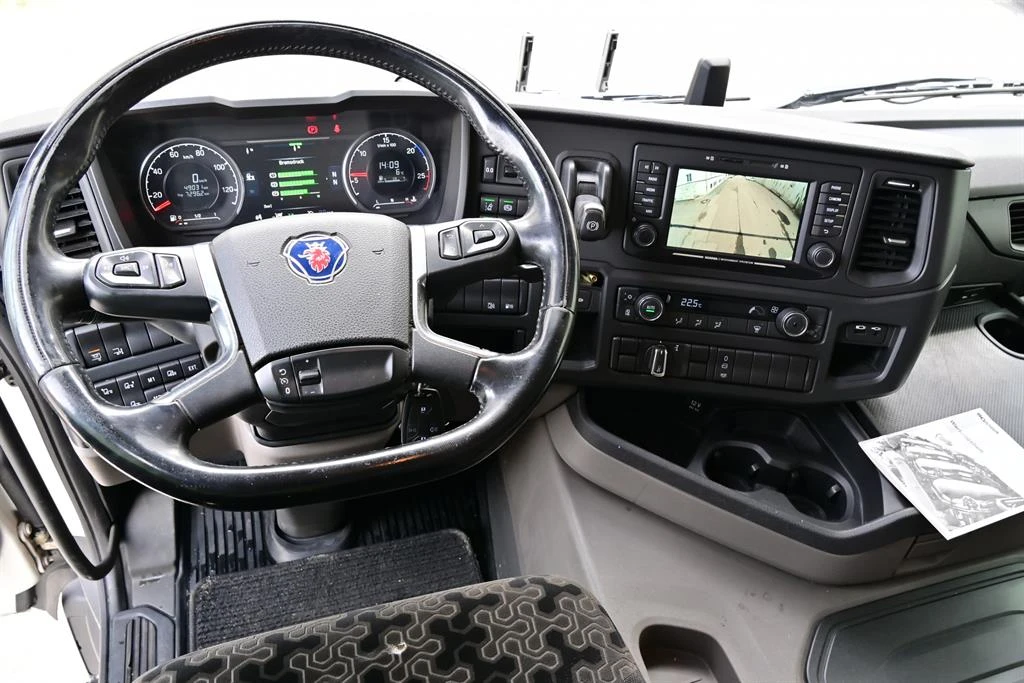 Scania P 280 оригинални 48t km E6 борд алу-джанти, снимка 10 - Камиони - 54045012