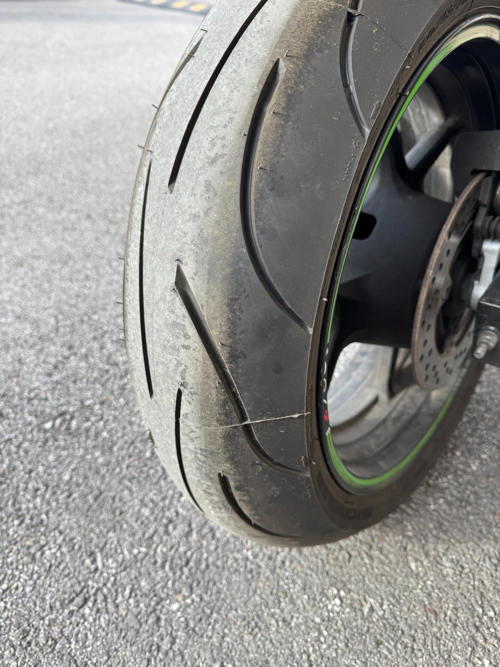 Kawasaki Z 750, снимка 8 - Мотоциклети и мототехника - 54116253