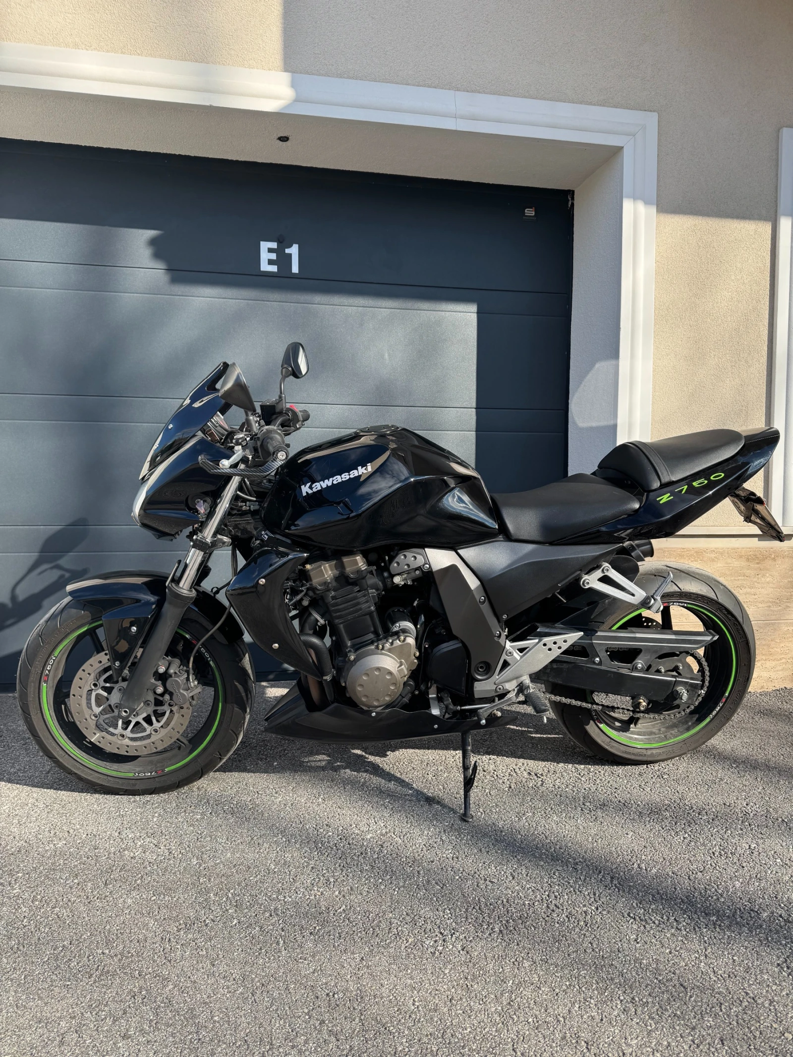 Kawasaki Z 750, снимка 2 - Мотоциклети и мототехника - 54116253