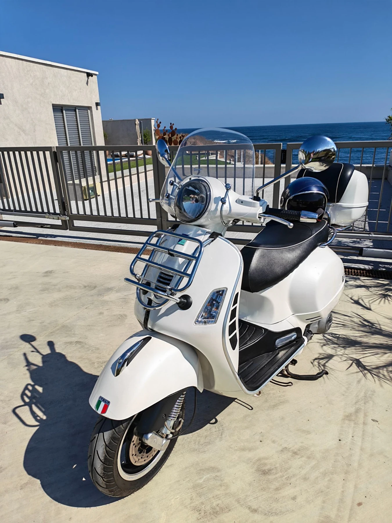 Vespa GTS  300ie, снимка 13 - Мотоциклети и мототехника - 55885008