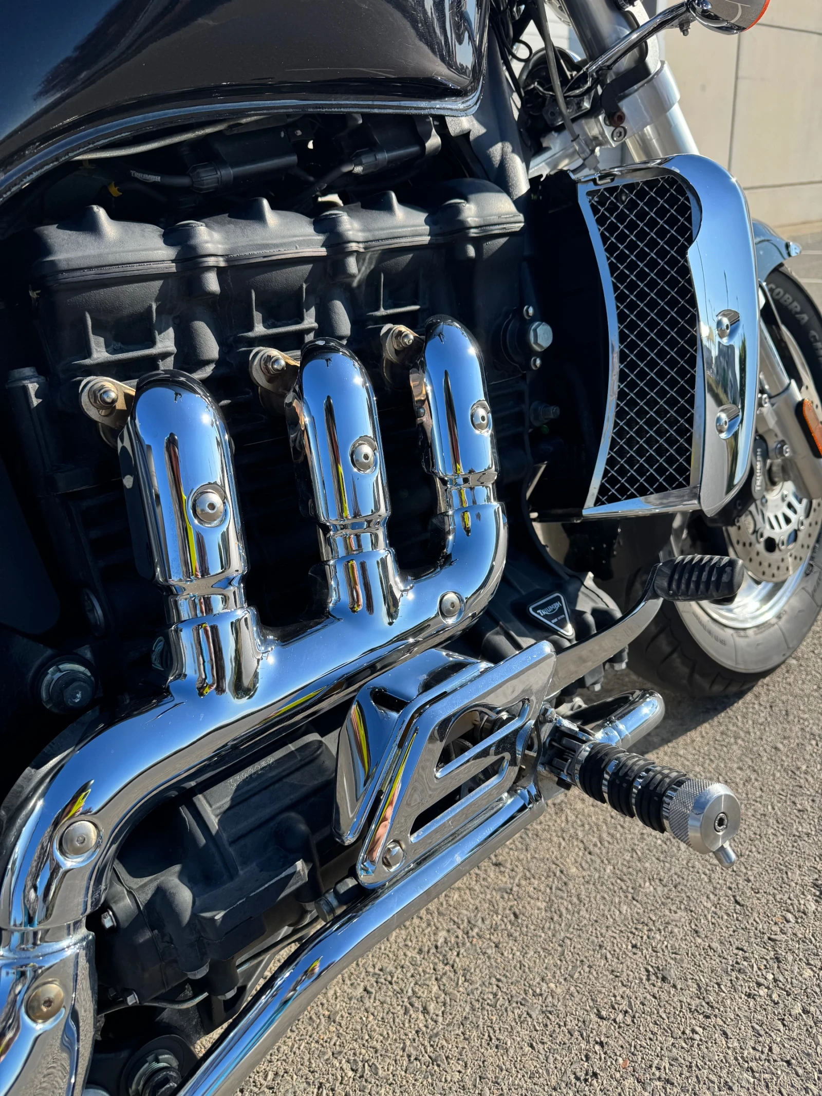 Triumph Rocket 3 БЕЗ АНАЛОГ НА ПАЗАРА , снимка 11 - Мотоциклети и мототехника - 56209225
