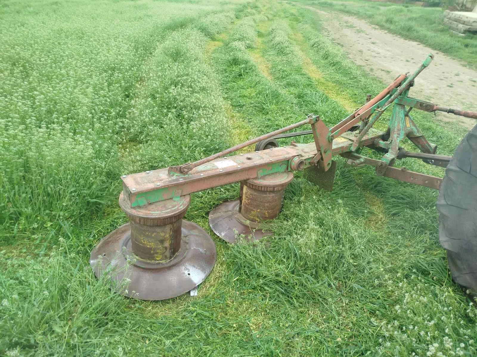 Трактор ЮМЗ с косачка 1.65м, снимка 3 - Селскостопанска техника - 54271228