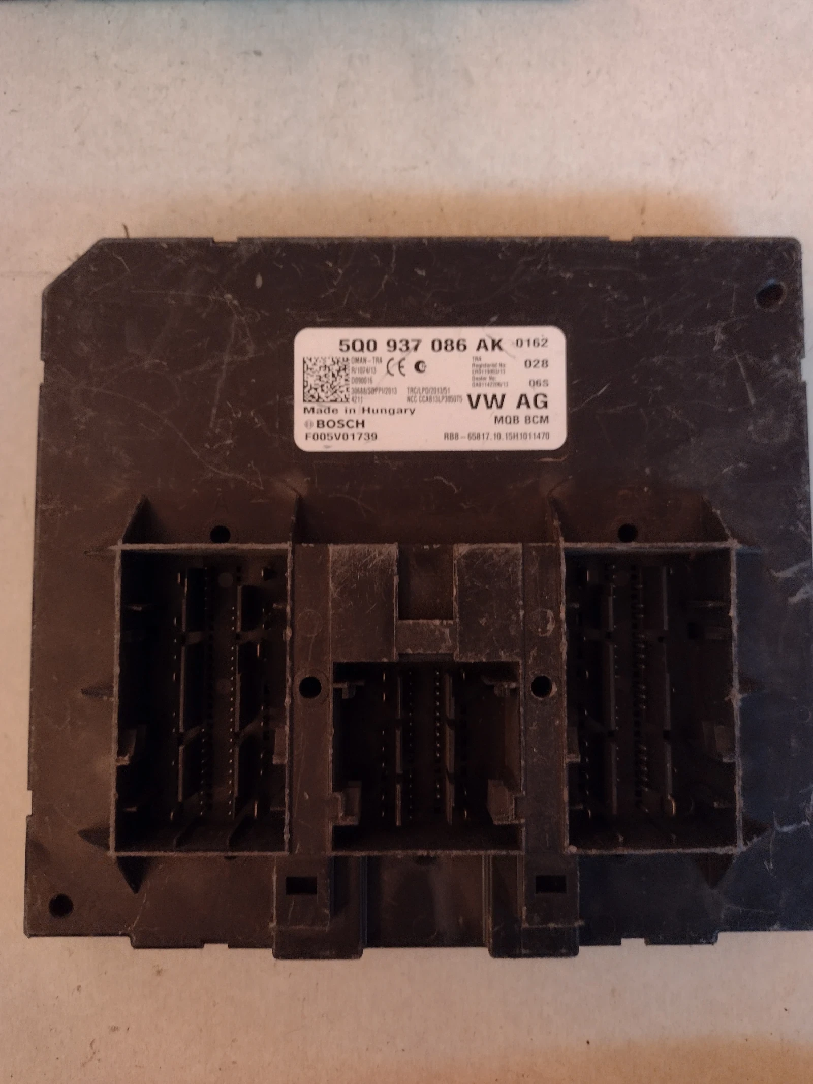 5Q0937086AK   VW Passat B8 BOSCH F005V01739 5Q0 937 086 AK  | Mobile.bg   3