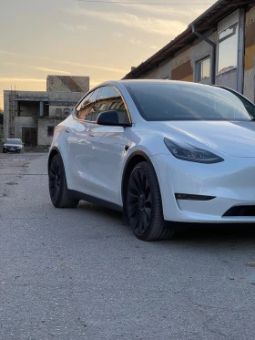 Tesla Model Y Peformance Гаранционна, снимка 14