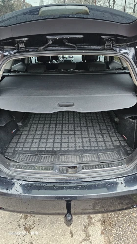 Toyota Avensis 1.8 147кс, снимка 9