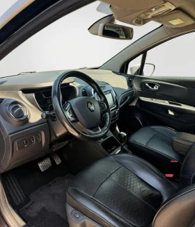Renault Captur Intens Tce120 Automatic, снимка 3