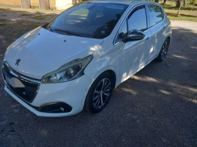 Peugeot 208 1.2, снимка 2