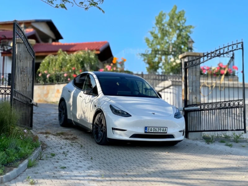 Tesla Model Y Peformance Гаранционна, снимка 17 - Автомобили и джипове - 47652611