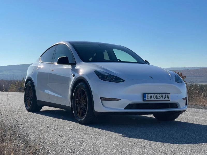 Tesla Model Y Peformance, снимка 15 - Автомобили и джипове - 47652611