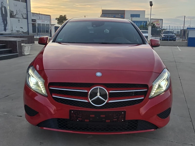 Mercedes-Benz A 180 SPORT/XSENON/DISTRONIK, снимка 2 - Автомобили и джипове - 47347088