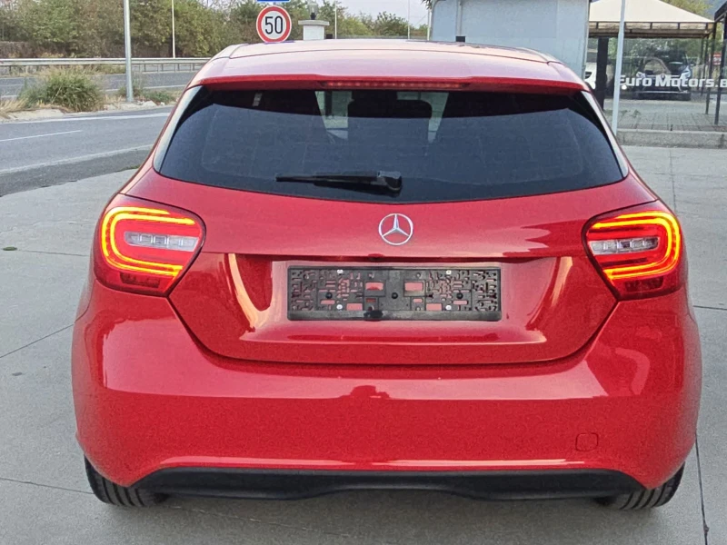 Mercedes-Benz A 180 SPORT/XSENON/DISTRONIK, снимка 6 - Автомобили и джипове - 47347088