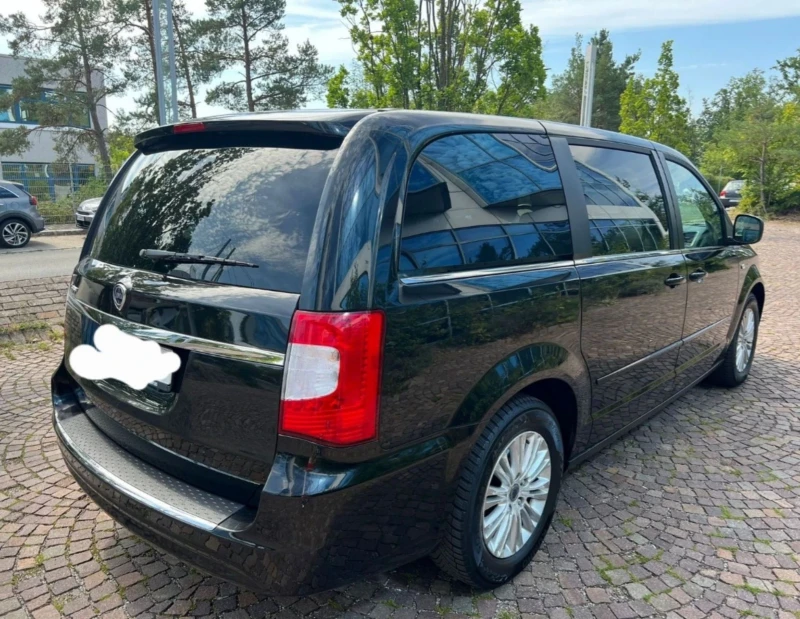 Lancia Voyager Platinum , снимка 5 - Автомобили и джипове - 48555432