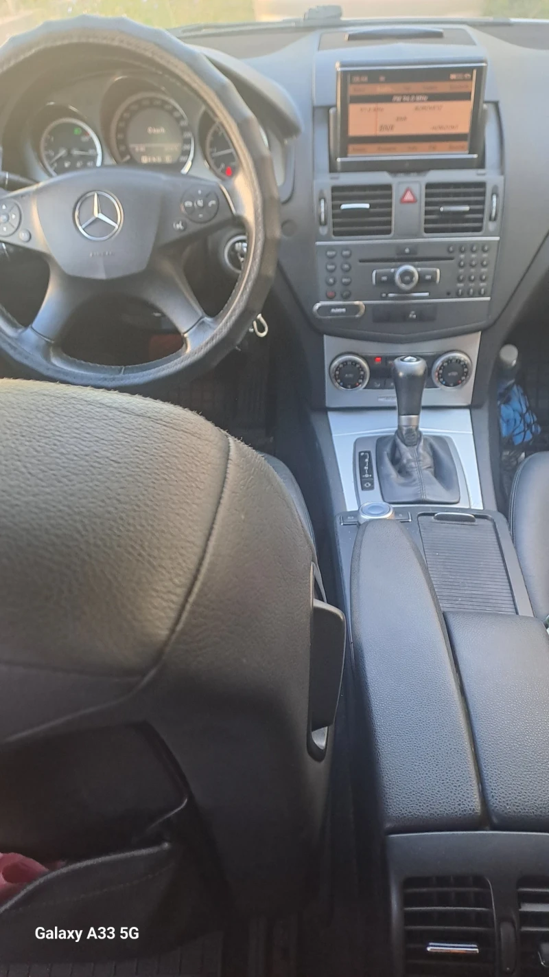 Mercedes-Benz C 200, снимка 3 - Автомобили и джипове - 52568688