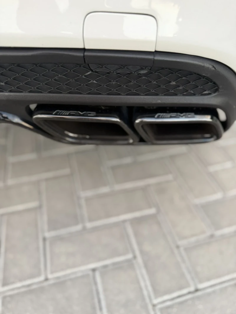 Mercedes-Benz C 63 AMG, снимка 14 - Автомобили и джипове - 52692826