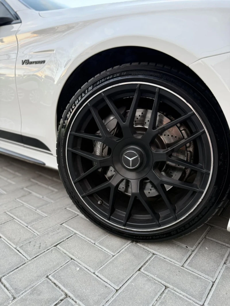 Mercedes-Benz C 63 AMG, снимка 11 - Автомобили и джипове - 52692826