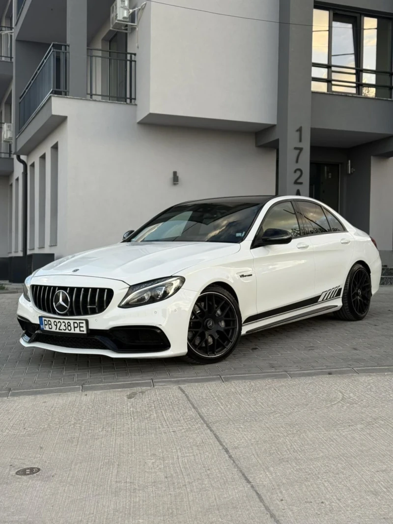 Mercedes-Benz C 63 AMG, снимка 2 - Автомобили и джипове - 52692826