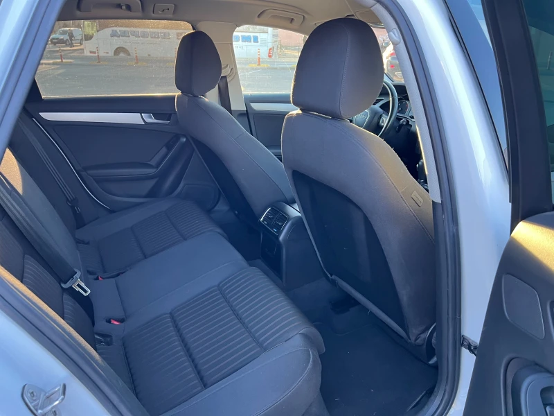 Audi A4, снимка 12 - Автомобили и джипове - 52432611
