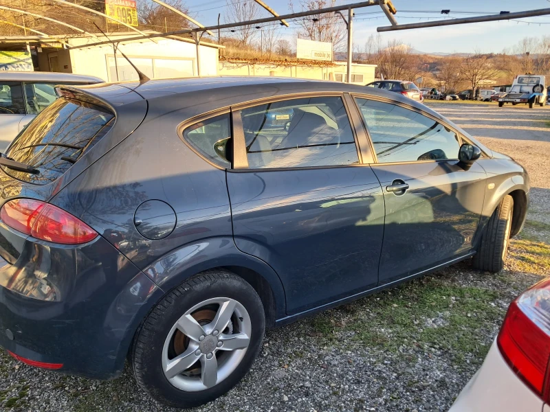 Seat Leon 1.6 102 кс. бензин, снимка 4 - Автомобили и джипове - 52942245