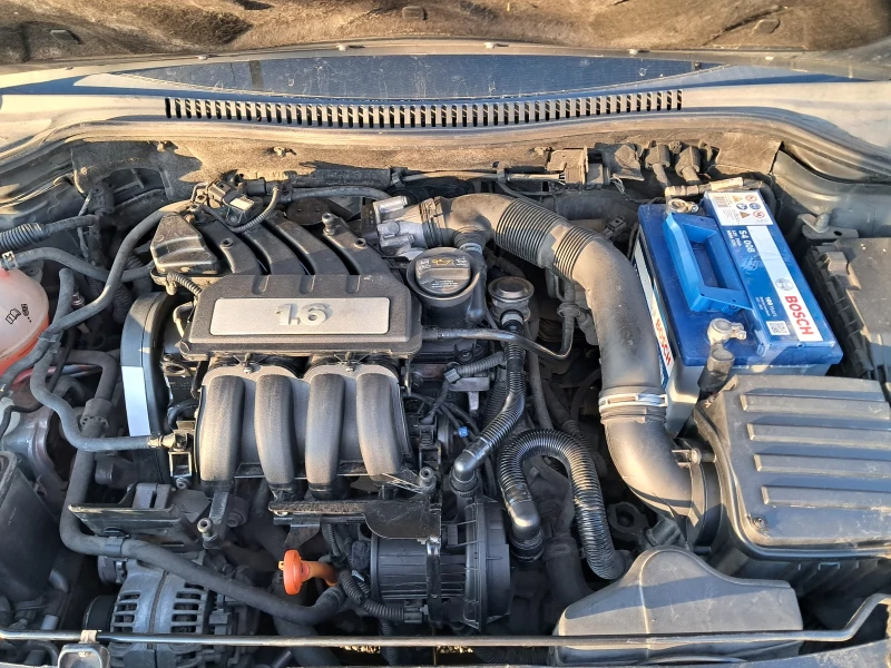 Seat Leon 1.6 102 кс. бензин, снимка 13 - Автомобили и джипове - 52942245