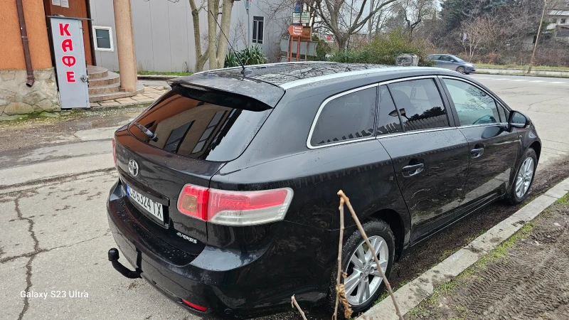 Toyota Avensis 1.8 147кс, снимка 5 - Автомобили и джипове - 53234174
